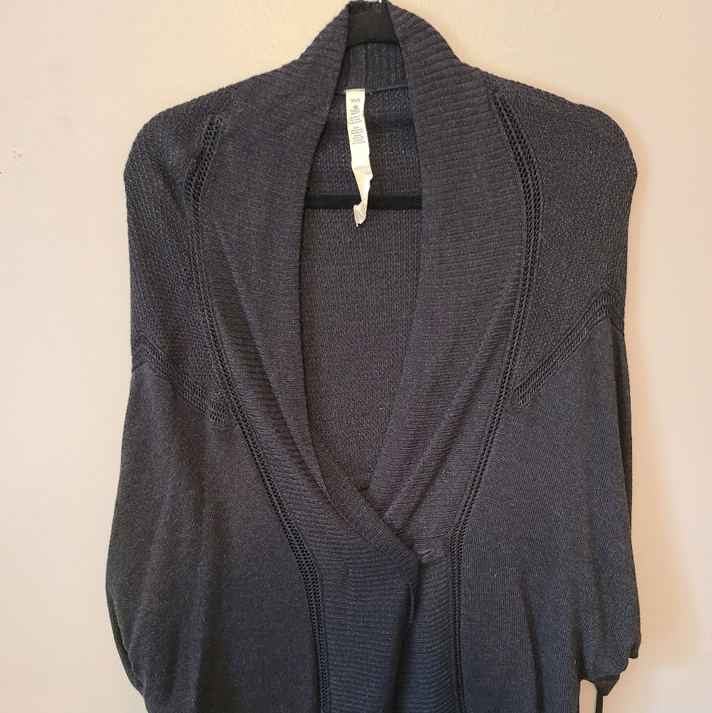 Lululemon Athletica cardigan XS/S
